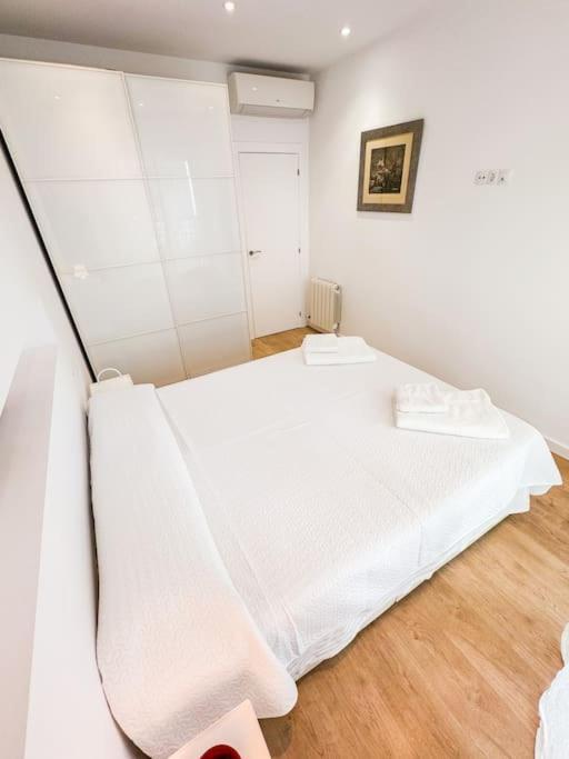 Anna & Thomas - Sitges Center Apt Εξωτερικό φωτογραφία